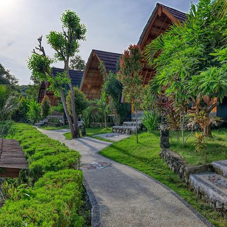 Bagia Bungalows Batumadeg Esterno foto