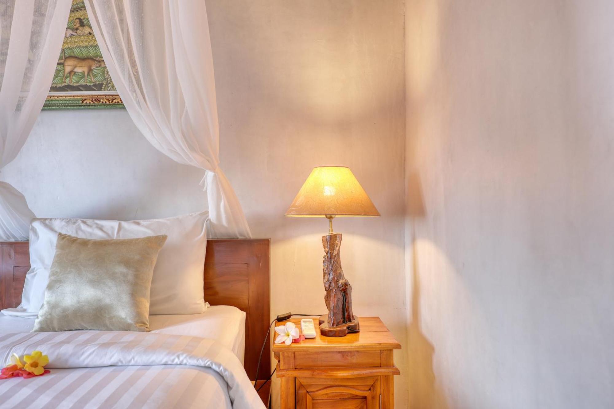 Bagia Bungalows Batumadeg Esterno foto