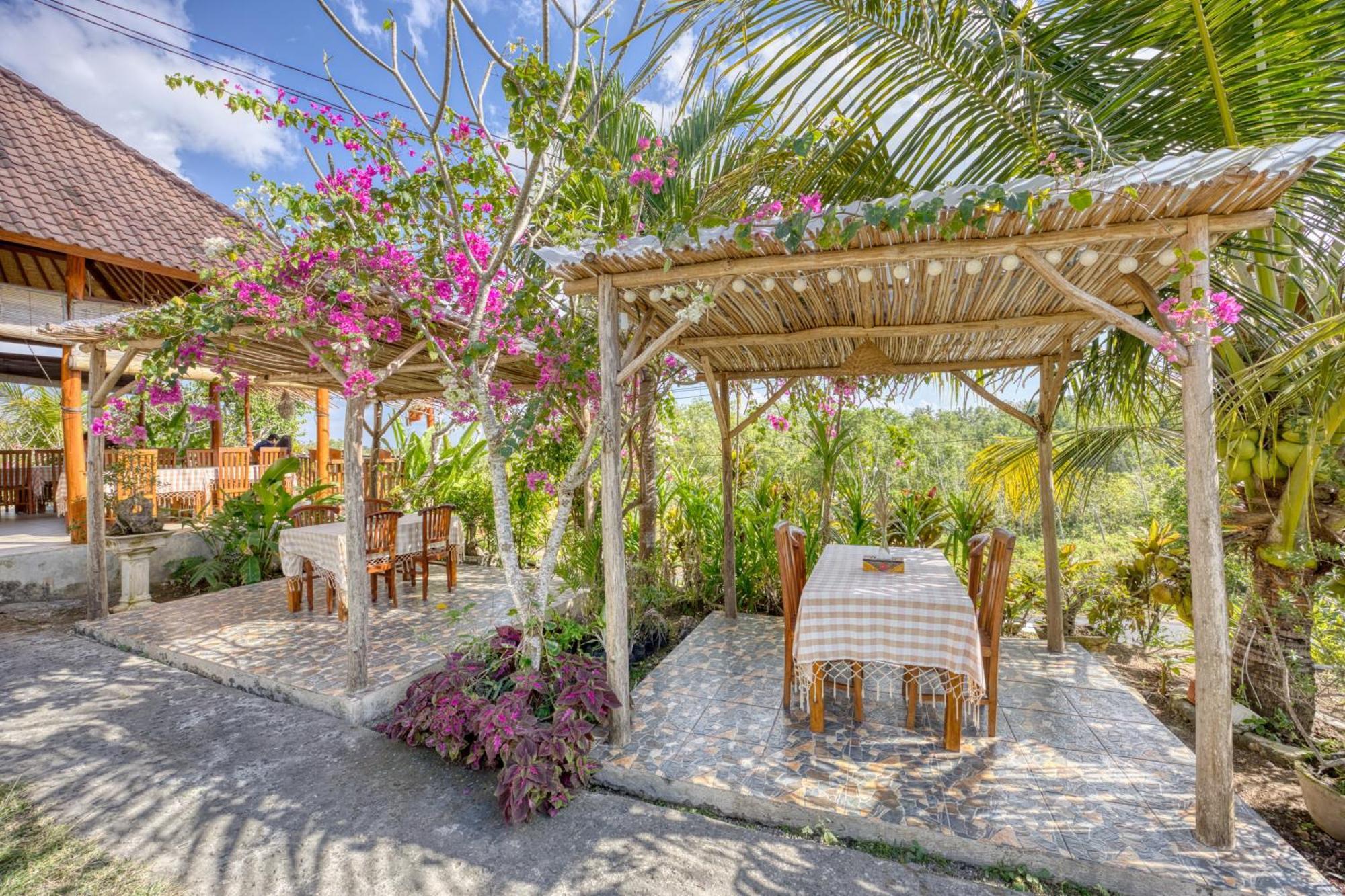 Bagia Bungalows Batumadeg Esterno foto