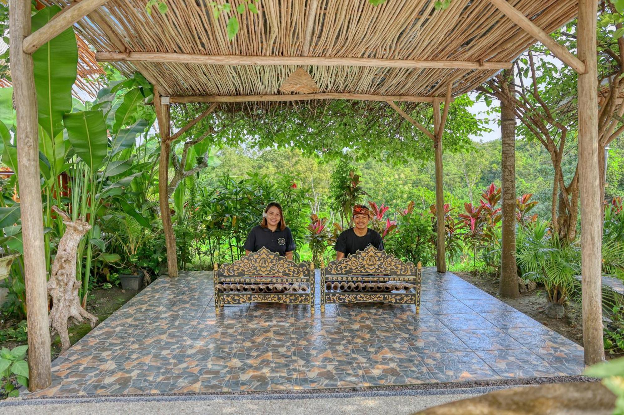 Bagia Bungalows Batumadeg Esterno foto